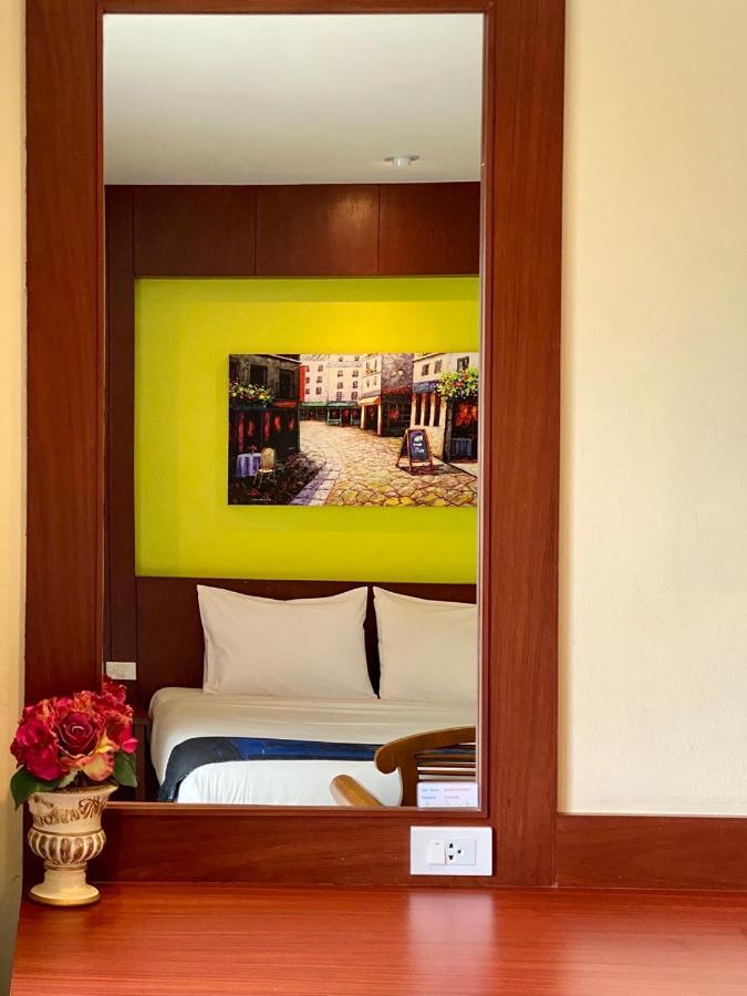 Baan Sudarat Hotel Phuket Ngoại thất bức ảnh