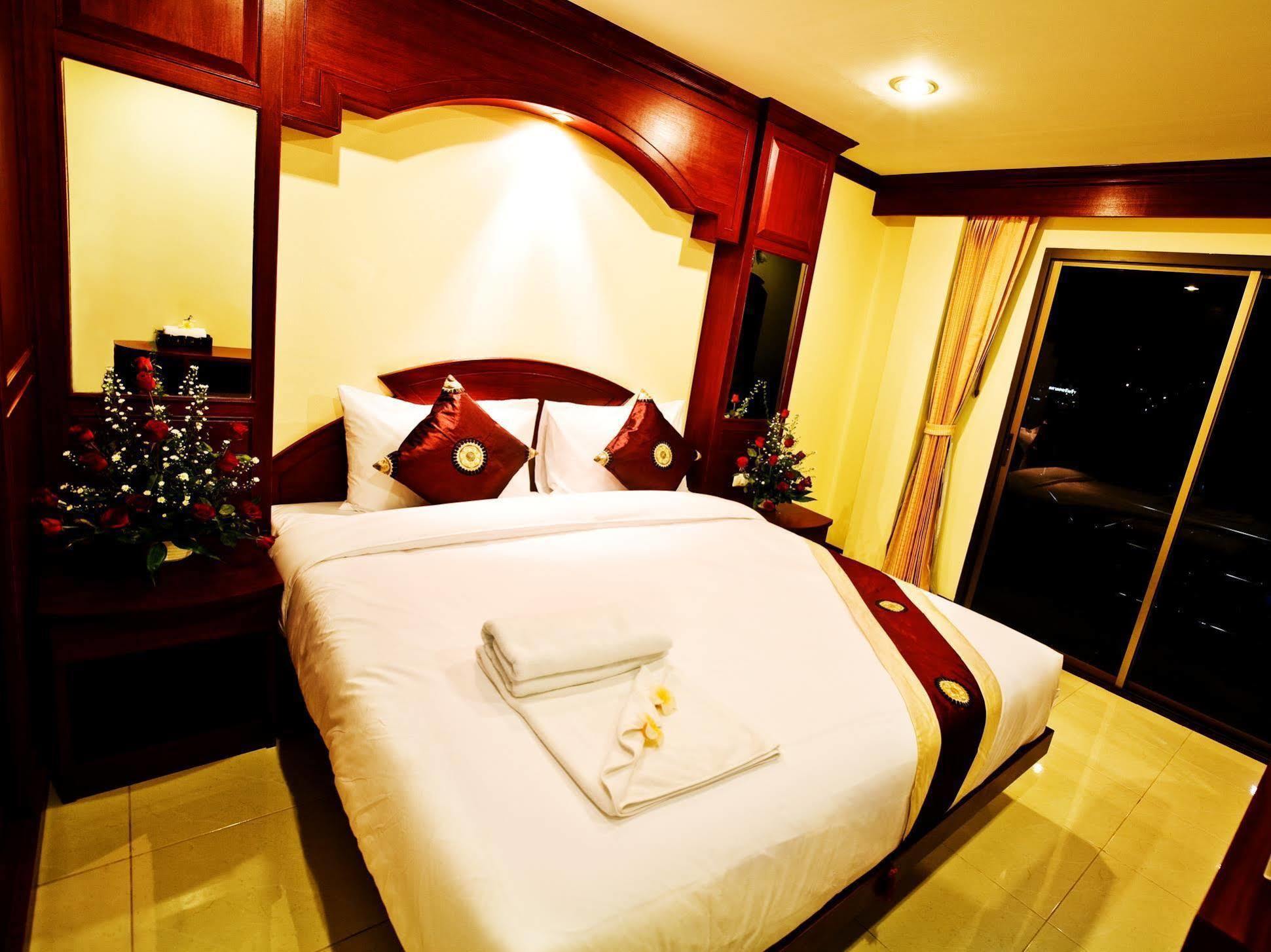 Baan Sudarat Hotel Phuket Ngoại thất bức ảnh